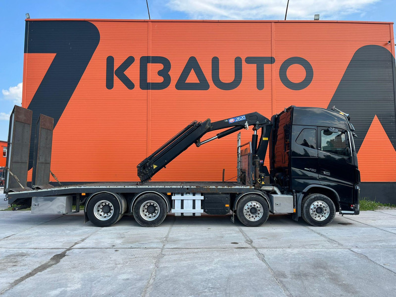 Volvo FH 16 750 8x4 HMF2620K-5 / WINCH / PLATFORM L=7100 mm - Camião transporte de veículos: foto 5 Volvo FH 16 750 8x4 HMF2620K-5 / WINCH / PLATFORM L=7100 mm - Camião transporte de veículos: foto 5