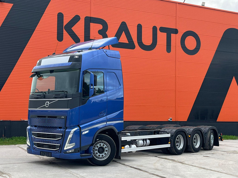 Volvo FH 500 8x4*4 GLOBE XL / RETARDER / CHASSIS L=7589 mm - Camião chassi: foto 1 Volvo FH 500 8x4*4 GLOBE XL / RETARDER / CHASSIS L=7589 mm - Camião chassi: foto 1