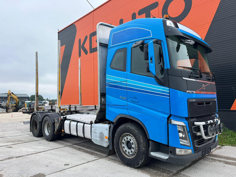Volvo FH 540 6x4 HYDRAULICS - Camião de transporte de madeira, Camião grua: foto 4 Volvo FH 540 6x4 HYDRAULICS - Camião de transporte de madeira, Camião grua: foto 4