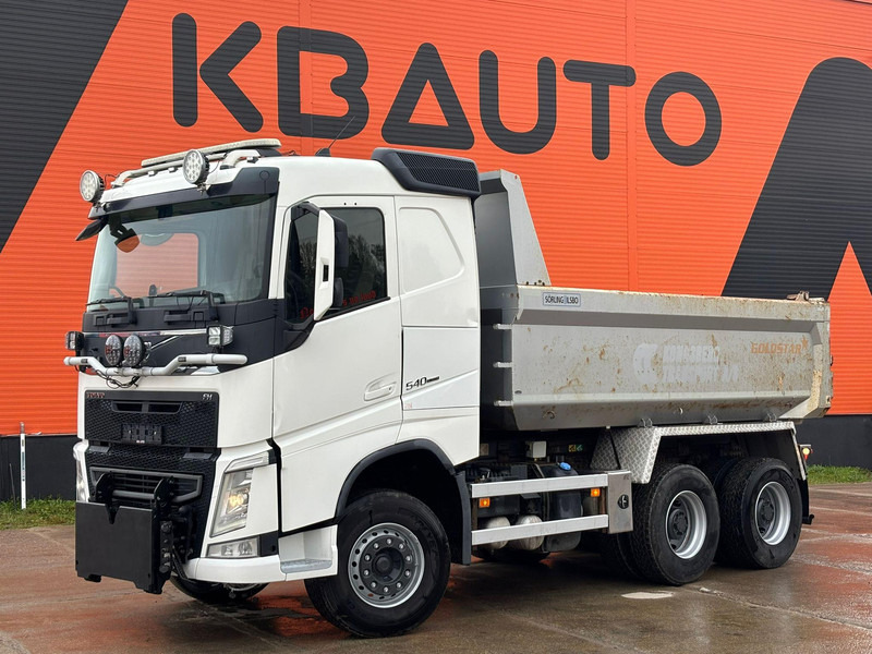 Volvo FH 540 6x4 RETARDER / TANDEM AXLE LIFT / SNOWPLOW EQUIPMENT / BOX L = 4473 mm - Camião basculante: foto 1 Volvo FH 540 6x4 RETARDER / TANDEM AXLE LIFT / SNOWPLOW EQUIPMENT / BOX L = 4473 mm - Camião basculante: foto 1