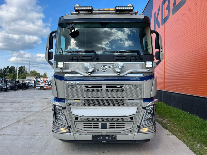 Volvo FH 540 8x4 HYDRAULIC TENT / RETARDER / TANDEM AXLE LIFT - Camião basculante: foto 3 Volvo FH 540 8x4 HYDRAULIC TENT / RETARDER / TANDEM AXLE LIFT - Camião basculante: foto 3