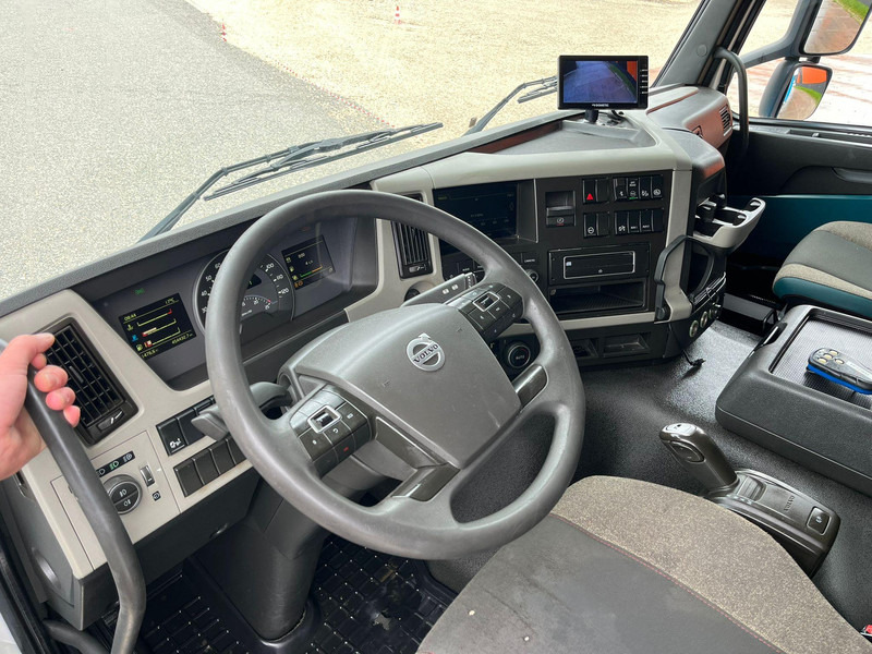 Camião furgão Volvo FM 330 4x2 BOX L=7694 mm: foto 15
