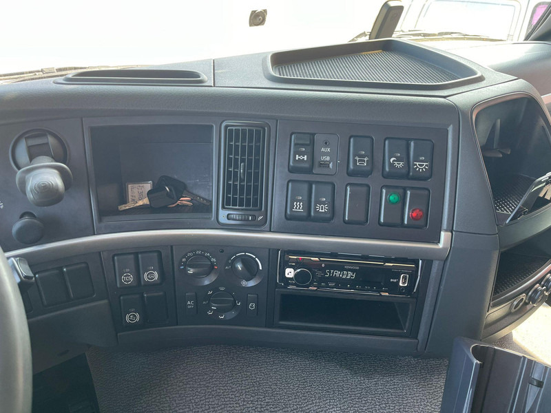 Leasing de Volvo FM 330 4x2 PK12002 / PLATFORM L=6682 mm Volvo FM 330 4x2 PK12002 / PLATFORM L=6682 mm: foto 20