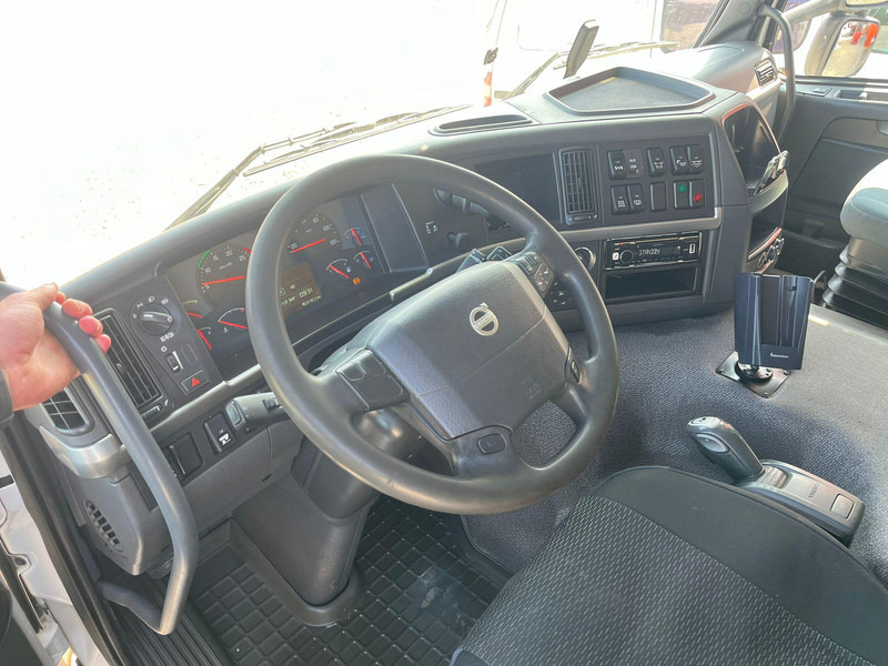 Leasing de Volvo FM 330 4x2 PK12002 / PLATFORM L=6682 mm Volvo FM 330 4x2 PK12002 / PLATFORM L=6682 mm: foto 16