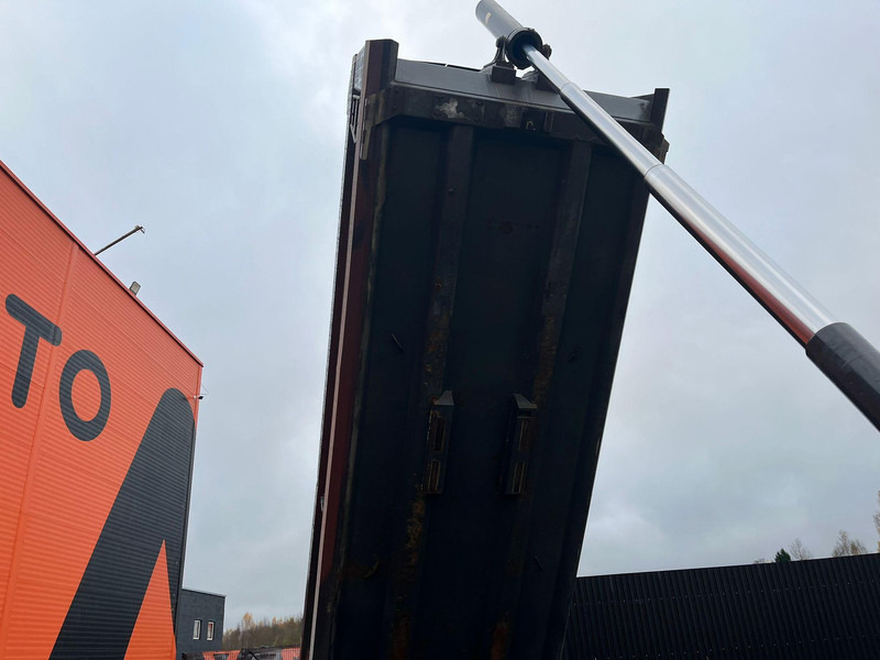 Leasing de Volvo FMX 500 8x4*4 UNDERBODY SCRAPER / SNOWPLOW EQUIPMENT / BOX L=6203 mm Volvo FMX 500 8x4*4 UNDERBODY SCRAPER / SNOWPLOW EQUIPMENT / BOX L=6203 mm: foto 12