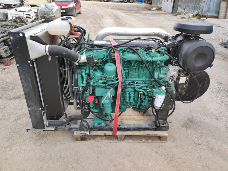 Volvo PENTA TAD872VE / TAD873VE 22625483 INDUSTRIAL ENGINES / 21898783 MONITORING MODULE - Motor por Camião: foto 1 Volvo PENTA TAD872VE / TAD873VE 22625483 INDUSTRIAL ENGINES / 21898783 MONITORING MODULE - Motor por Camião: foto 1