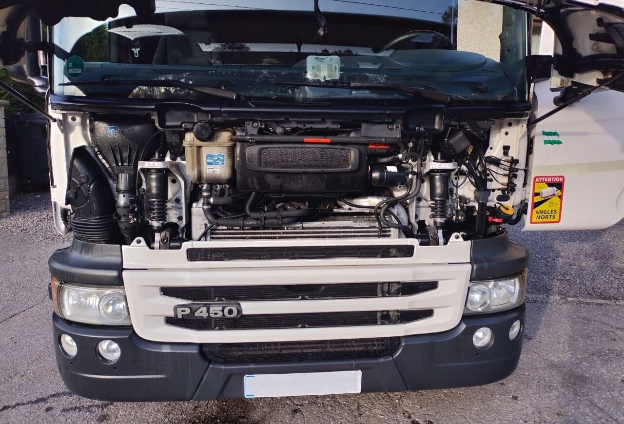 Tractor Scania P450: foto 8