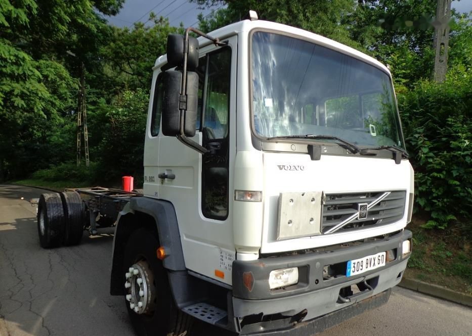Volvo FL 19.250 - Camião chassi: foto 2 Volvo FL 19.250 - Camião chassi: foto 2