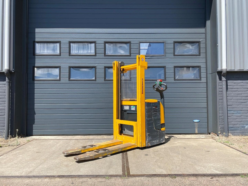 Jungheinrich EJC12 - Stacker: foto 3 Jungheinrich EJC12 - Stacker: foto 3