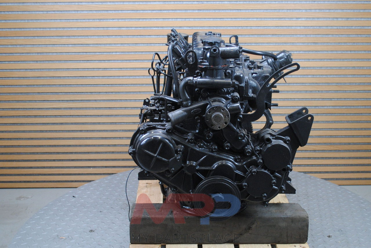 Isuzu Isuzu C240 - Motor: foto 5 Isuzu Isuzu C240 - Motor: foto 5