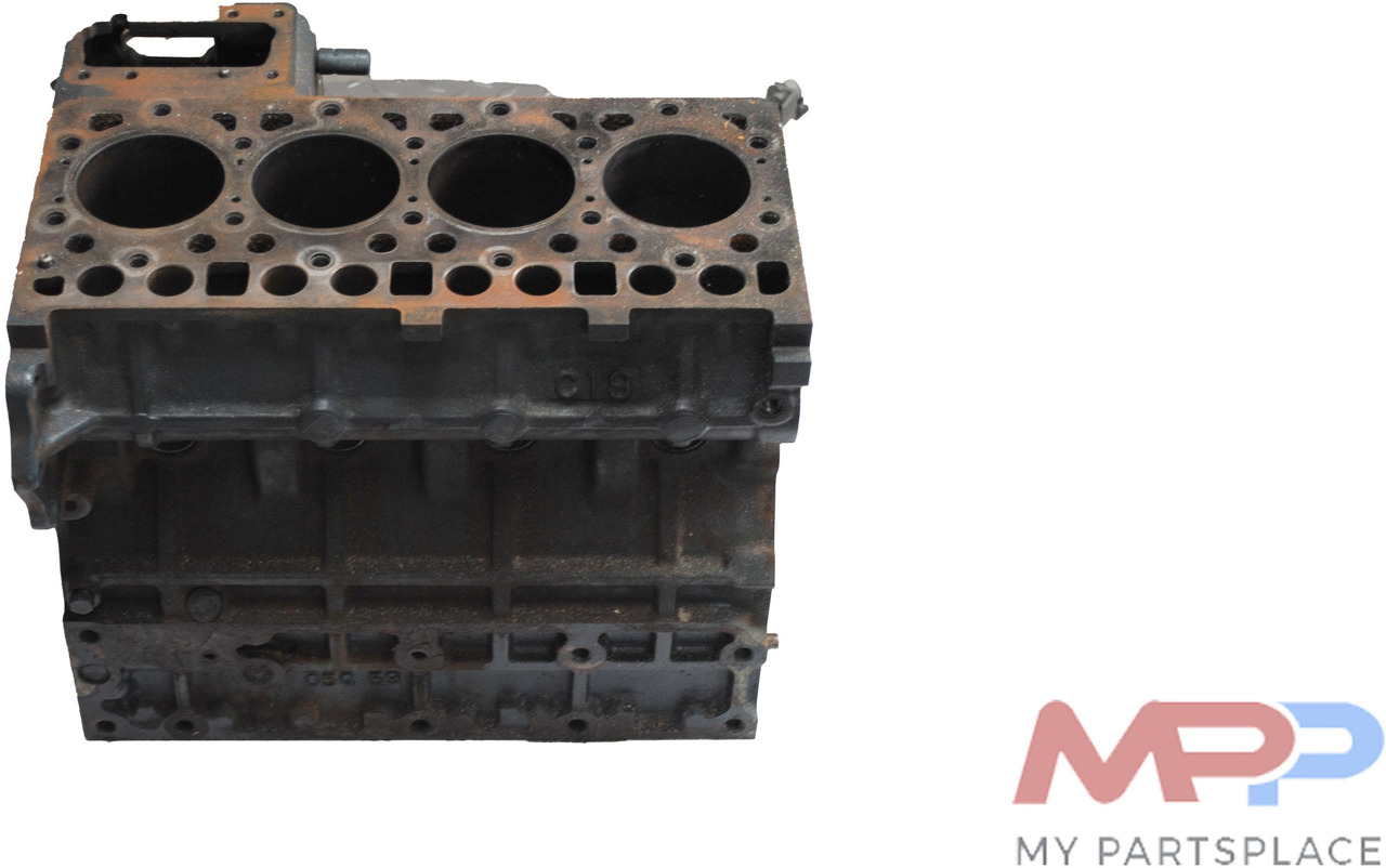 Kubota Blok Kubota V1902 - Bloco do motor por Máquina de construção: foto 4 Kubota Blok Kubota V1902 - Bloco do motor por Máquina de construção: foto 4