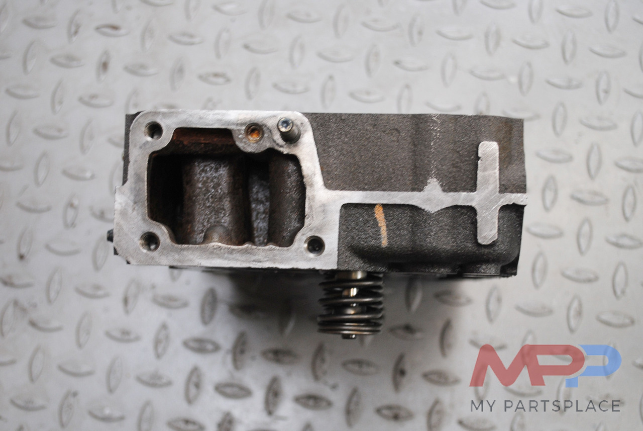 Kubota Cilinderkop Kubota D905 - D1005 - D1105 - Cabeça do motor por Máquina de construção: foto 4 Kubota Cilinderkop Kubota D905 - D1005 - D1105 - Cabeça do motor por Máquina de construção: foto 4