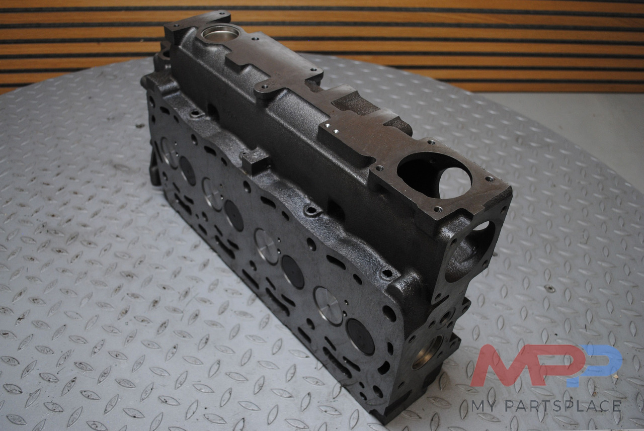 Perkins Cilinderkop Perkins 1104 - ZZ80268 - Cabeça do motor por Máquina de construção: foto 1 Perkins Cilinderkop Perkins 1104 - ZZ80268 - Cabeça do motor por Máquina de construção: foto 1