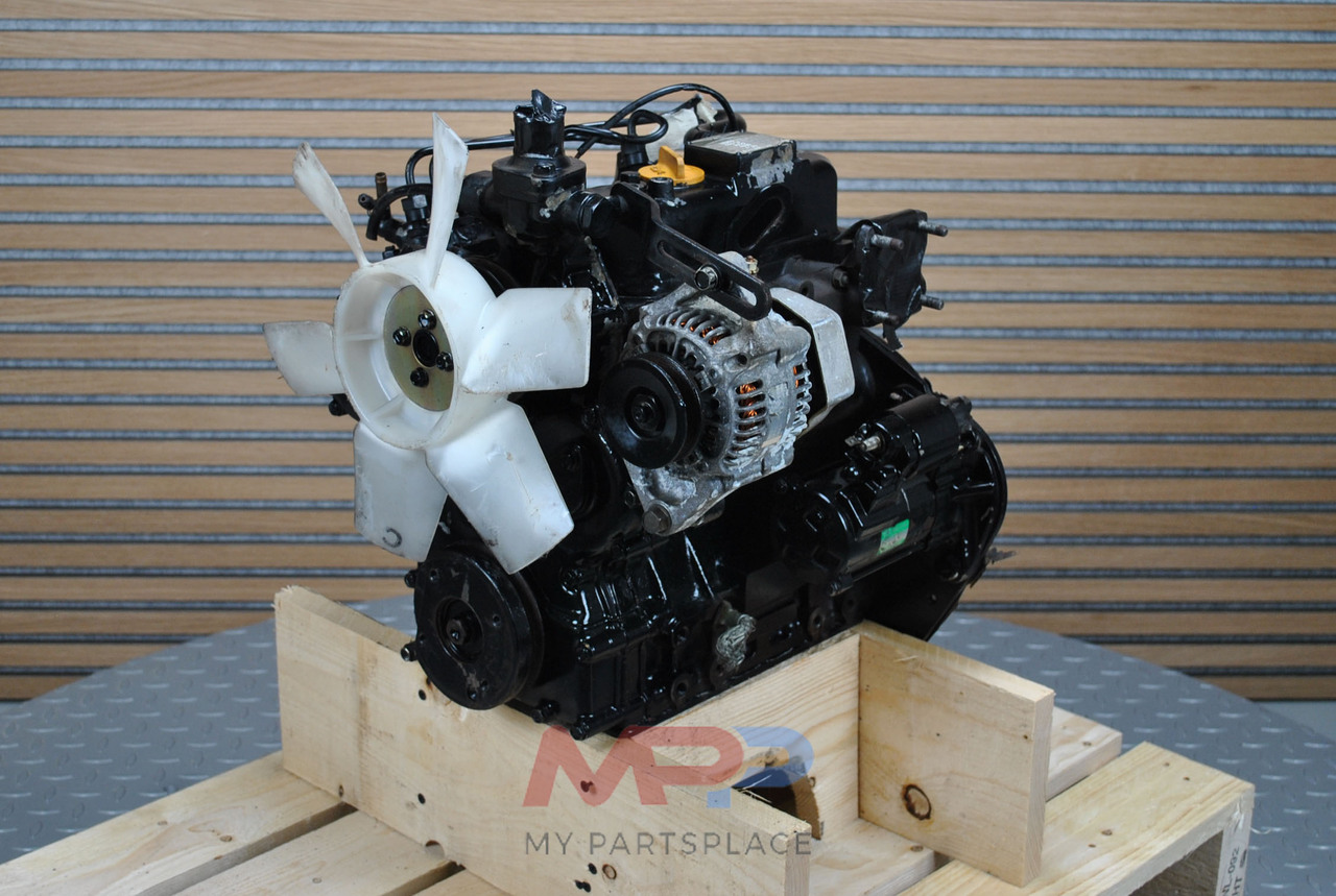 YANMAR 3TNA72 - Motor por Escavadeira: foto 2 YANMAR 3TNA72 - Motor por Escavadeira: foto 2