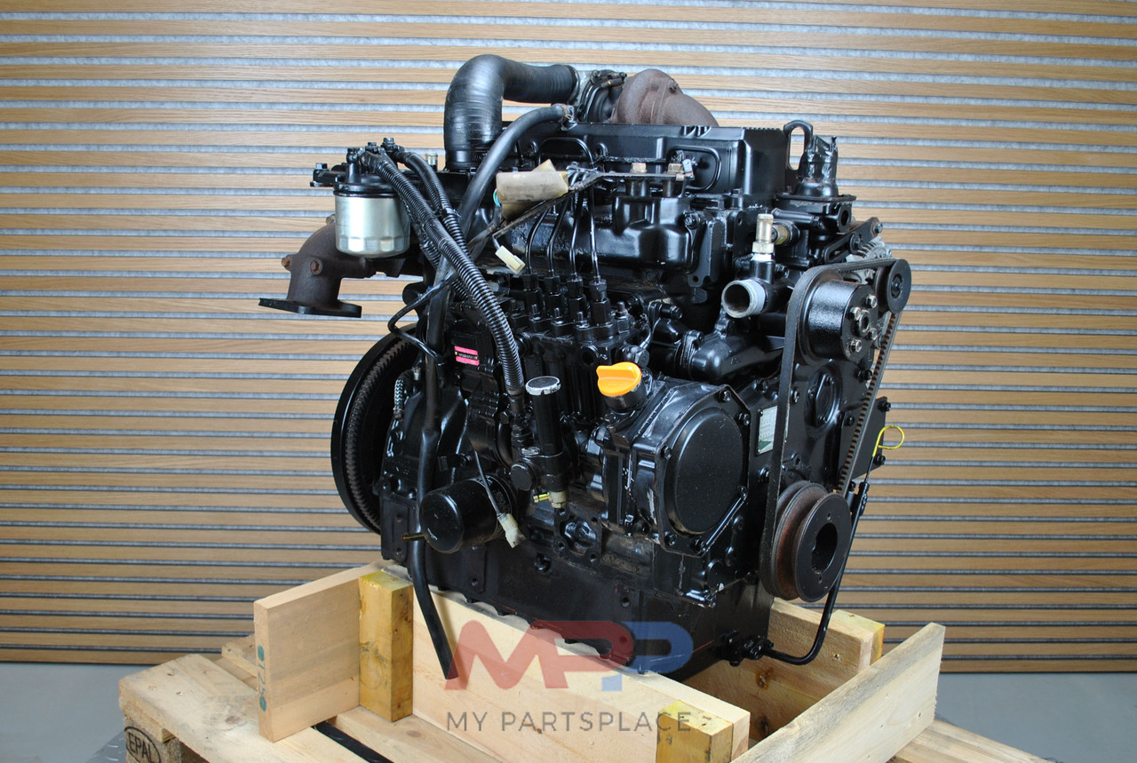 YANMAR 4TNE100 / 4TNE100-T - Motor por Ceifeira debulhadora: foto 2 YANMAR 4TNE100 / 4TNE100-T - Motor por Ceifeira debulhadora: foto 2