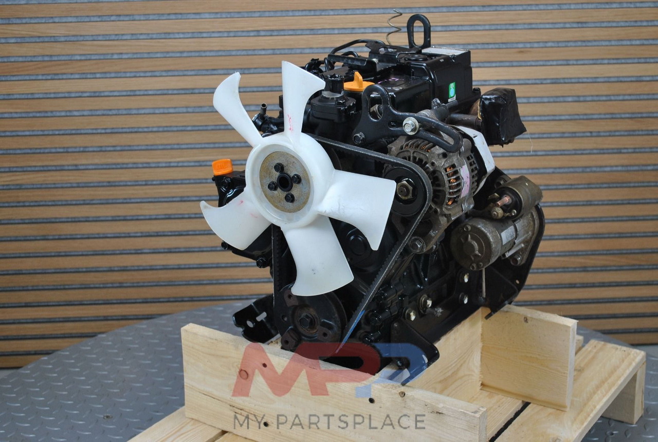 Yanmar Yanmar 3TNM72 - Motor por Máquina agrícola: foto 1 Yanmar Yanmar 3TNM72 - Motor por Máquina agrícola: foto 1