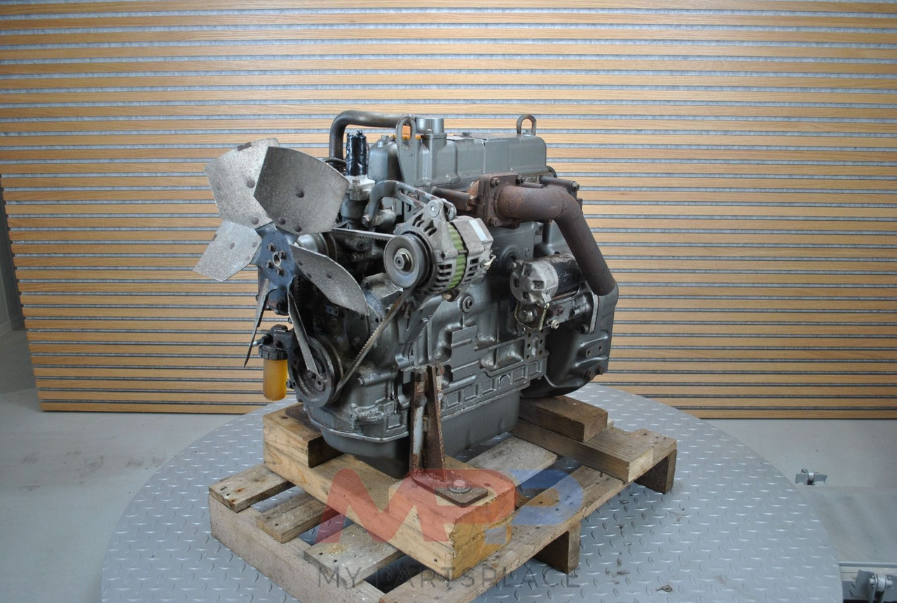 Yanmar Yanmar 4TNV88- 4TNE88 - Motor por Máquina agrícola: foto 1 Yanmar Yanmar 4TNV88- 4TNE88 - Motor por Máquina agrícola: foto 1