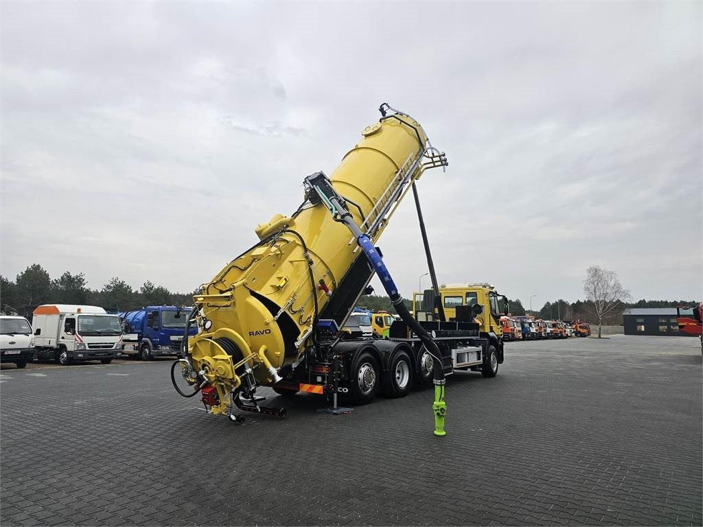 Iveco RAVO WUKO FOR CHANNEL CLEANING druck saug kanal - Caminhão limpa fossa: foto 1 Iveco RAVO WUKO FOR CHANNEL CLEANING druck saug kanal - Caminhão limpa fossa: foto 1