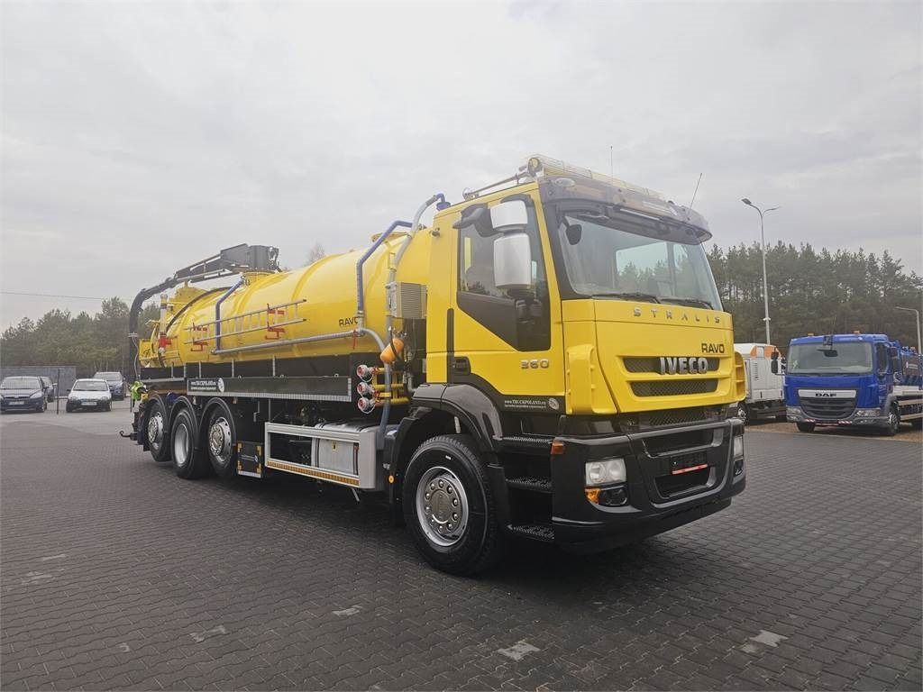 Iveco RAVO WUKO FOR CHANNEL CLEANING druck saug kanal - Caminhão limpa fossa: foto 2 Iveco RAVO WUKO FOR CHANNEL CLEANING druck saug kanal - Caminhão limpa fossa: foto 2