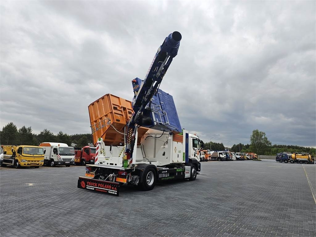 MAN RSP ESE 18/4-KM Saugbagger vacuum cleaner excavato - Escavadeira: foto 1 MAN RSP ESE 18/4-KM Saugbagger vacuum cleaner excavato - Escavadeira: foto 1