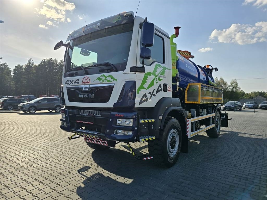 MAN TGM 4x4 GAMON PW8 for collecting liquid waste sepa  - Caminhão limpa fossa: foto 3 MAN TGM 4x4 GAMON PW8 for collecting liquid waste sepa  - Caminhão limpa fossa: foto 3