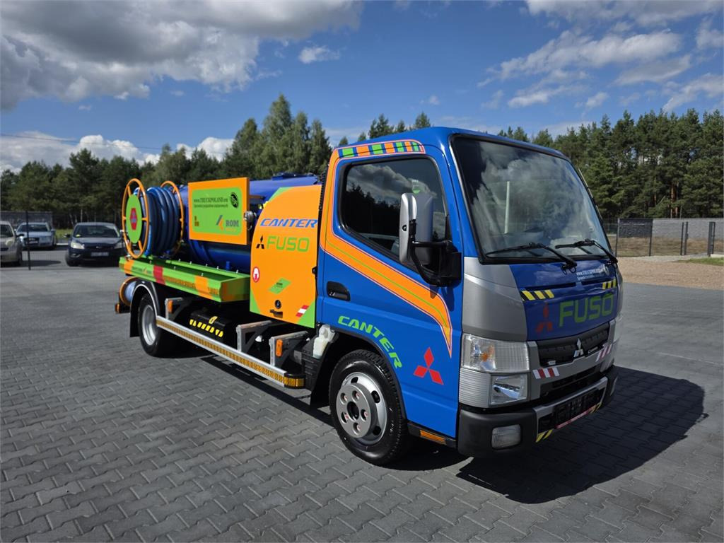 Mitsubishi ROM KOKS SMART COMBI WUKO HOT WATER FOR CLEANING S - Caminhão limpa fossa: foto 2 Mitsubishi ROM KOKS SMART COMBI WUKO HOT WATER FOR CLEANING S - Caminhão limpa fossa: foto 2