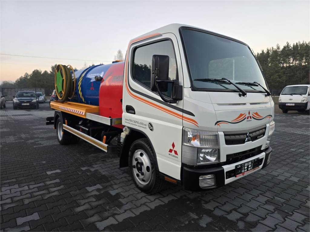 Mitsubishi ROM KOKS SMART COMBI WUKO HOT WATER FOR CLEANING S - Caminhão limpa fossa: foto 2 Mitsubishi ROM KOKS SMART COMBI WUKO HOT WATER FOR CLEANING S - Caminhão limpa fossa: foto 2