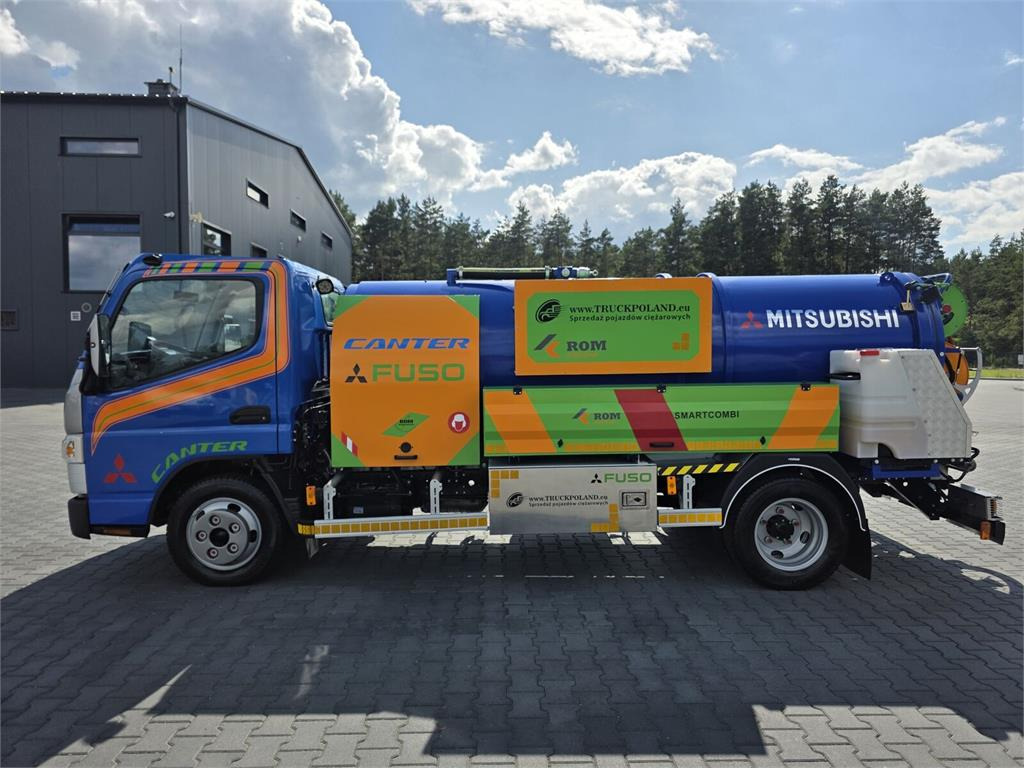Mitsubishi ROM KOKS SMART COMBI WUKO HOT WATER FOR CLEANING S - Caminhão limpa fossa: foto 4 Mitsubishi ROM KOKS SMART COMBI WUKO HOT WATER FOR CLEANING S - Caminhão limpa fossa: foto 4