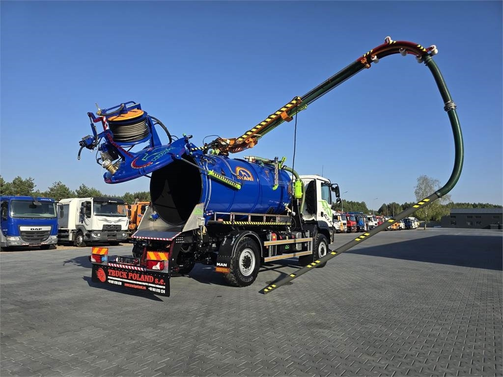 MAN TGM 4x4 GAMON PW8 for collecting liquid waste sepa  - Veículo municipal/ Especial: foto 1 MAN TGM 4x4 GAMON PW8 for collecting liquid waste sepa  - Veículo municipal/ Especial: foto 1