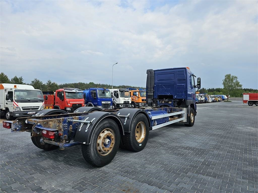 Volvo FH 16 470 KM 6x2 low mileage 229700 km !!!! - Estrutura/ Châssis por Camião: foto 4 Volvo FH 16 470 KM 6x2 low mileage 229700 km !!!! - Estrutura/ Châssis por Camião: foto 4