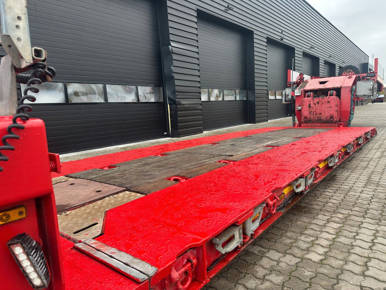 Faymonville 3 achs Tiefbett 300 mm Faymonville Megamax 3 achs Tiefbett 300 mm - Semi-reboque baixa: foto 4 Faymonville 3 achs Tiefbett 300 mm Faymonville Megamax 3 achs Tiefbett 300 mm - Semi-reboque baixa: foto 4