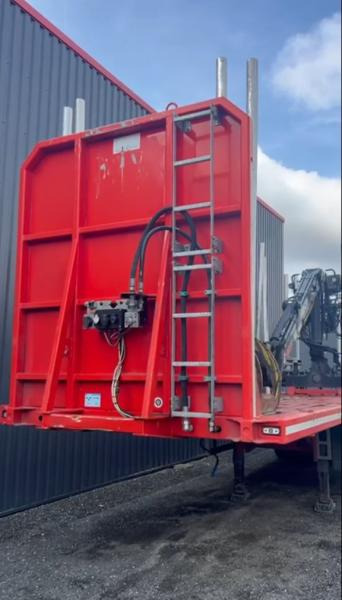 Pacton - Semi-reboque transporte de madeira: foto 1 Pacton - Semi-reboque transporte de madeira: foto 1