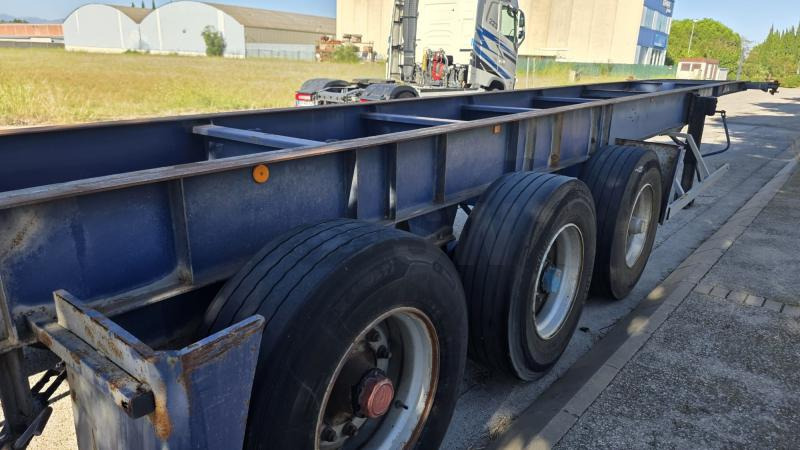 Samro SR3D34MOD - Semi-reboque transportador de contêineres/ Caixa móvel: foto 2 Samro SR3D34MOD - Semi-reboque transportador de contêineres/ Caixa móvel: foto 2