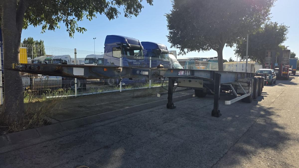 Samro SR3D34MOD - Semi-reboque transportador de contêineres/ Caixa móvel: foto 4 Samro SR3D34MOD - Semi-reboque transportador de contêineres/ Caixa móvel: foto 4