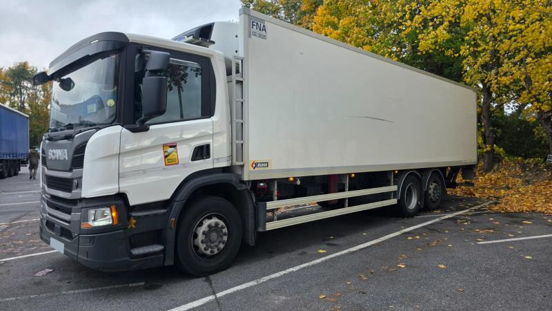 Scania P 320 - Camião frigorífico: foto 4 Scania P 320 - Camião frigorífico: foto 4