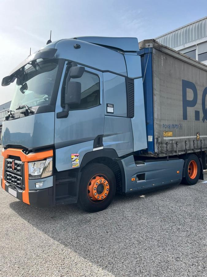 Renault Gamme T 480B - Tractor: foto 3 Renault Gamme T 480B - Tractor: foto 3