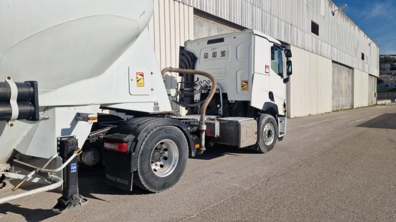 Renault Gamme T 520 - Tractor: foto 4 Renault Gamme T 520 - Tractor: foto 4