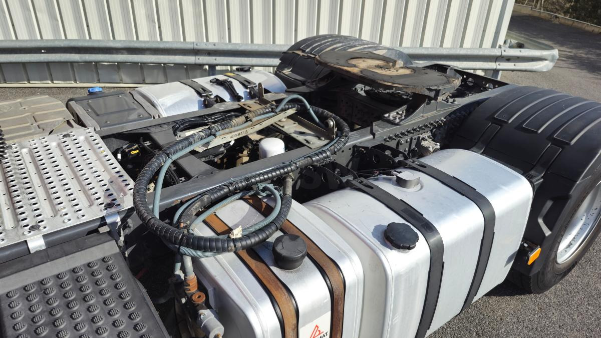 Tractor Volvo FH 460: foto 6