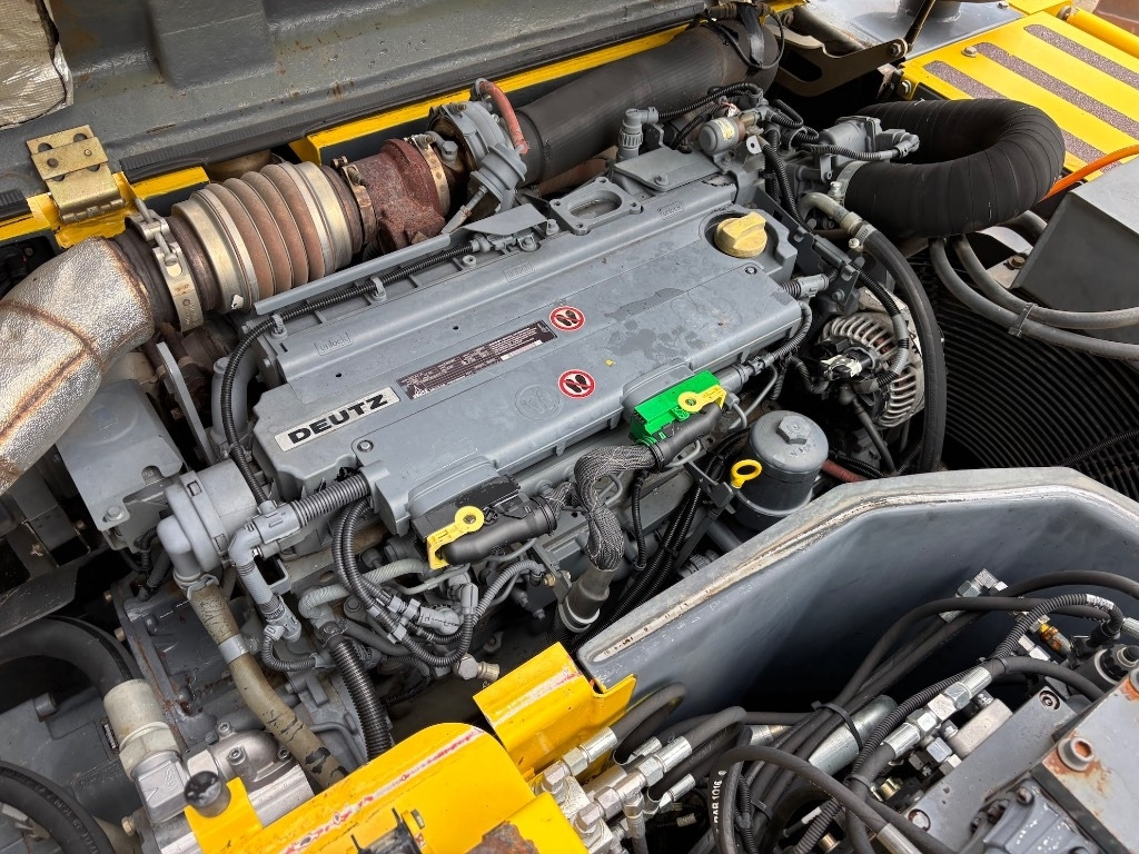 Escavadeira de rodas Atlas 160 W - 140 W: foto 14 Escavadeira de rodas Atlas 160 W - 140 W: foto 14