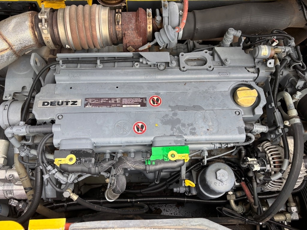 Escavadeira de rodas Atlas 160 W - 140 W: foto 15 Escavadeira de rodas Atlas 160 W - 140 W: foto 15