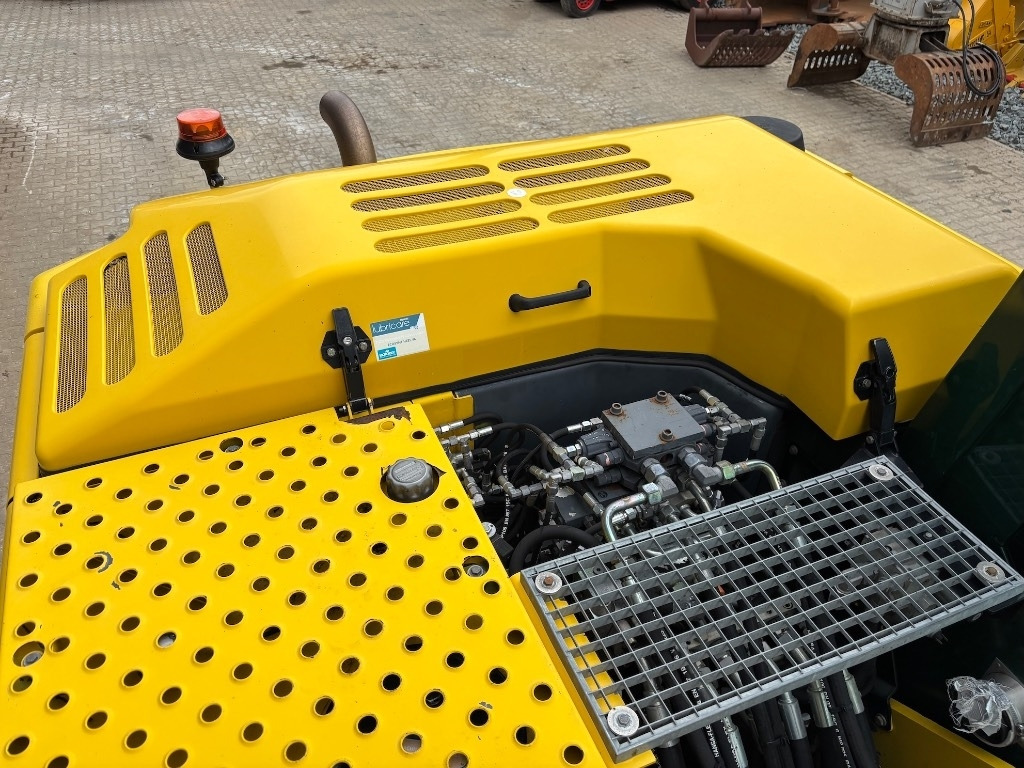 Escavadeira de rodas Atlas 160 W - 140 W: foto 26 Escavadeira de rodas Atlas 160 W - 140 W: foto 26