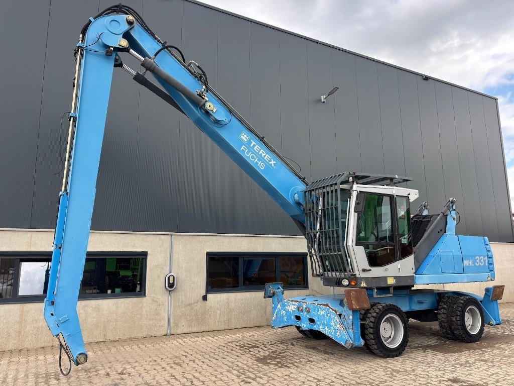 Fuchs MHL 331 D - MHL 335 - MHL 340 - Manipulador de material: foto 3 Fuchs MHL 331 D - MHL 335 - MHL 340 - Manipulador de material: foto 3