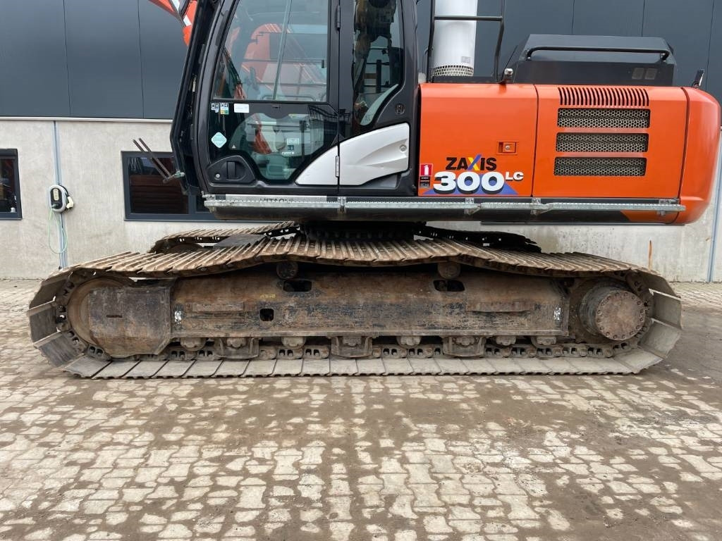 Hitachi ZX 300 LC-6 -- ZX300 LC-6 - Escavadora de rastos: foto 5 Hitachi ZX 300 LC-6 -- ZX300 LC-6 - Escavadora de rastos: foto 5