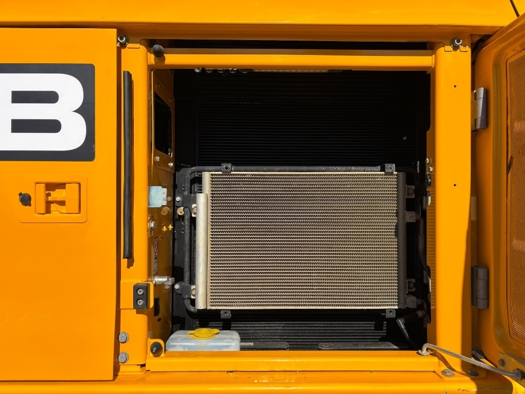 Escavadora de rastos JCB 220 XL 4F -- 220X LC -- 220 X LC - 220: foto 26