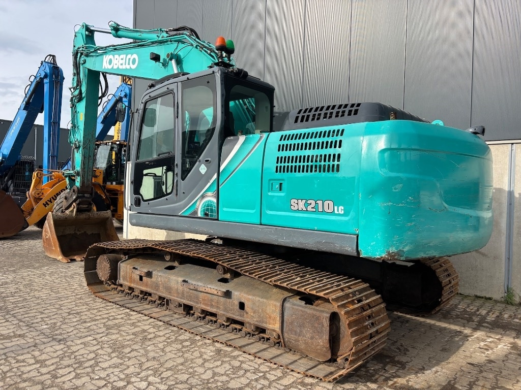Kobelco SK 210 LC-10 - SK210 - SK 210 - Escavadora de rastos: foto 3 Kobelco SK 210 LC-10 - SK210 - SK 210 - Escavadora de rastos: foto 3