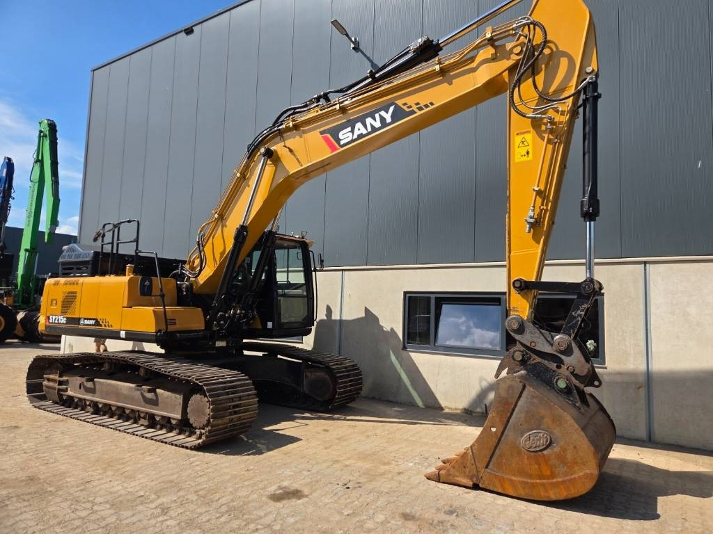 Sany SY215lc (EU model - Fully equipped)  - Escavadora de rastos: foto 4 Sany SY215lc (EU model - Fully equipped)  - Escavadora de rastos: foto 4