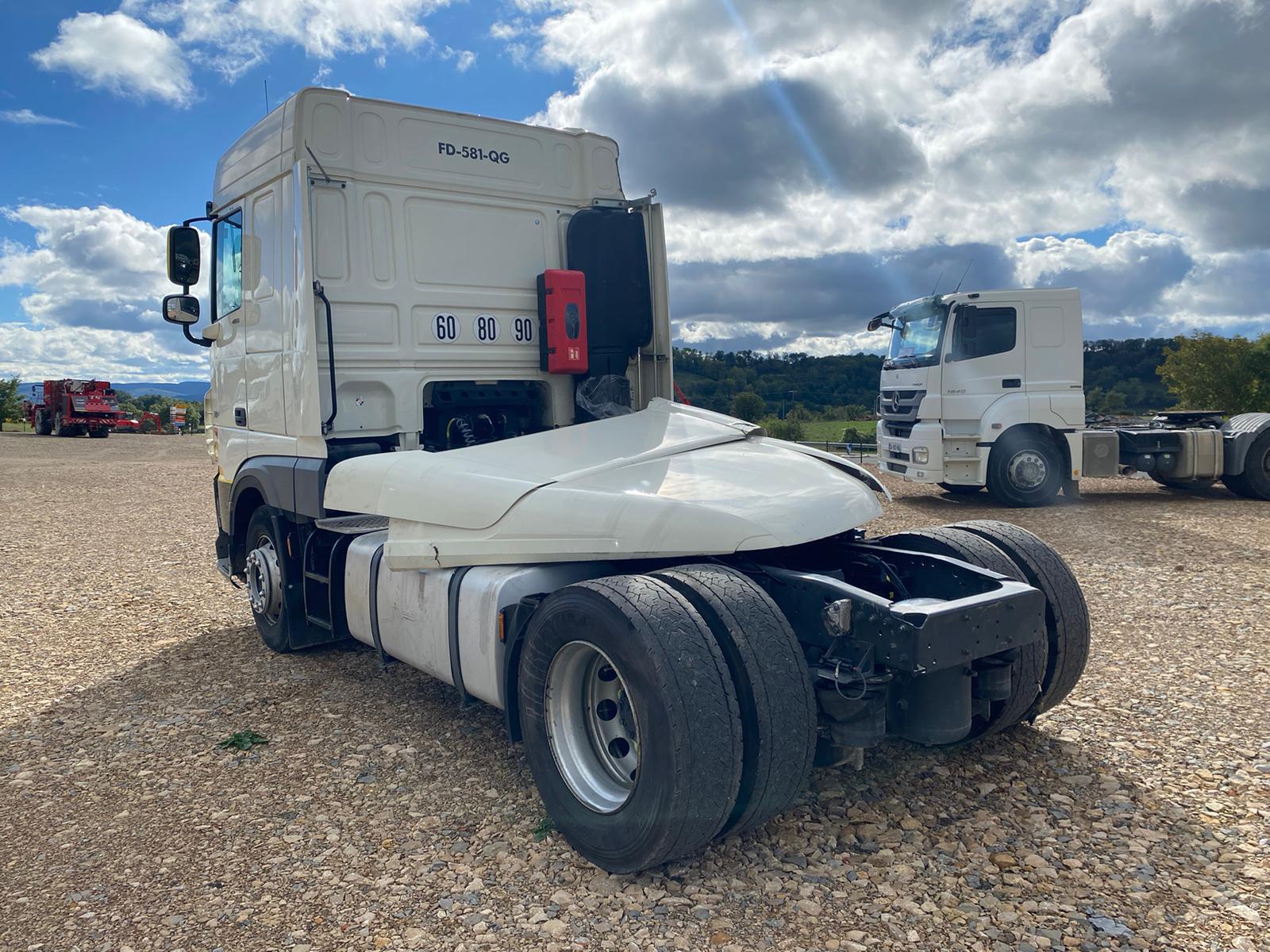 DAF XF480 - Tractor: foto 4 DAF XF480 - Tractor: foto 4