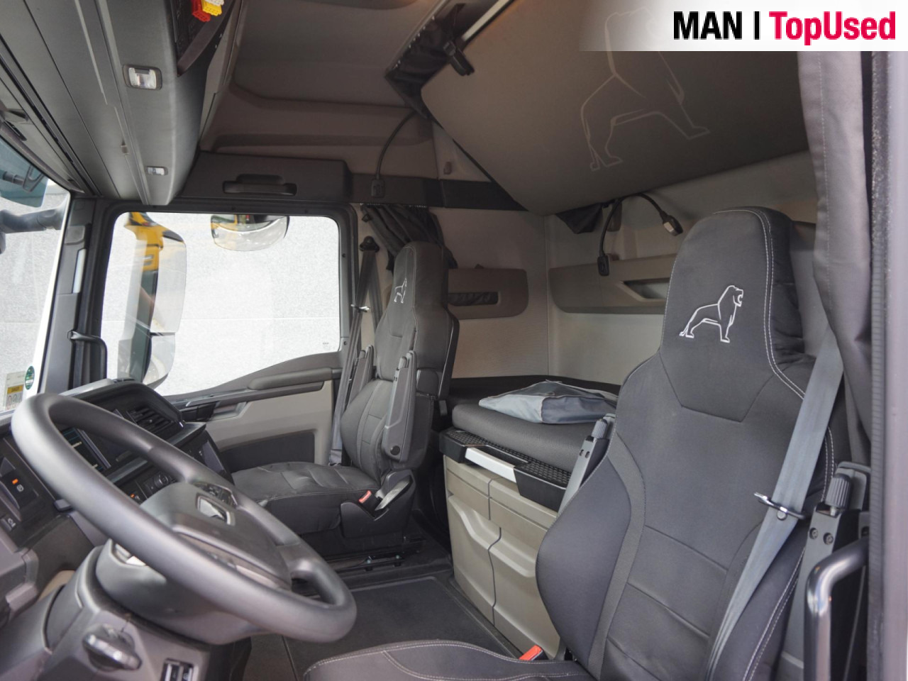MAN TGX 26.470 6x2-4 LL CH LIFT/LENK/RETARDER - Camião transportador de contêineres/ Caixa móvel: foto 5 MAN TGX 26.470 6x2-4 LL CH LIFT/LENK/RETARDER - Camião transportador de contêineres/ Caixa móvel: foto 5