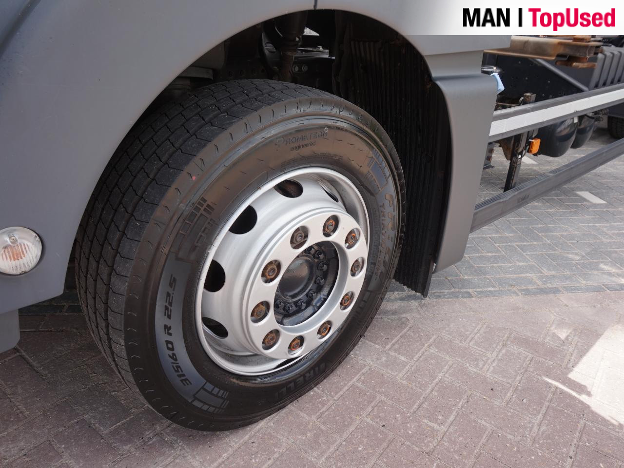 MAN TGX 26.510 6X2-4 LL / BDF / Lift-Axle / Euro 6 - Camião transportador de contêineres/ Caixa móvel: foto 4 MAN TGX 26.510 6X2-4 LL / BDF / Lift-Axle / Euro 6 - Camião transportador de contêineres/ Caixa móvel: foto 4