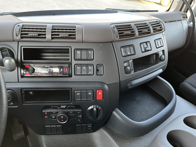 DAF CF 260 FA / 18 Ton / 204 dkm / Box 7.5 mtr / Laadklep / APK 05-25 - Camião furgão: foto 5 DAF CF 260 FA / 18 Ton / 204 dkm / Box 7.5 mtr / Laadklep / APK 05-25 - Camião furgão: foto 5